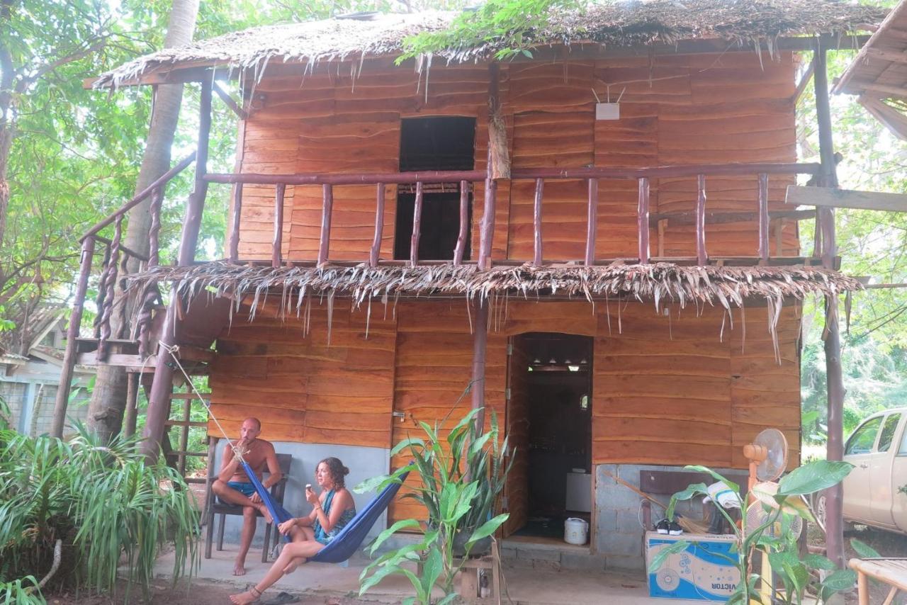 Hotel Easy Huts Ko Lanta Zewnętrze zdjęcie