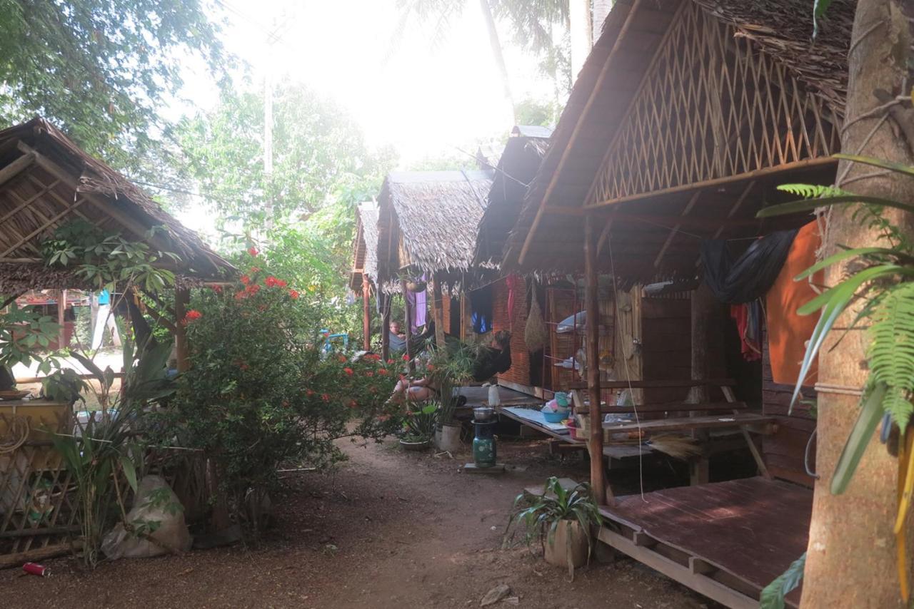 Hotel Easy Huts Ko Lanta Zewnętrze zdjęcie